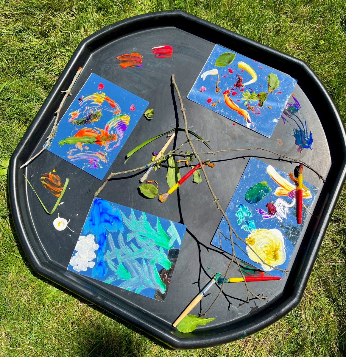 Acrylic Mirror Trays Set of 6 - Image 3