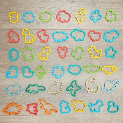 Assorted Dough Cutter Set 41 PCS - Image 6