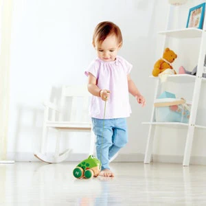 Frog Pull Along by Hape - Image 3