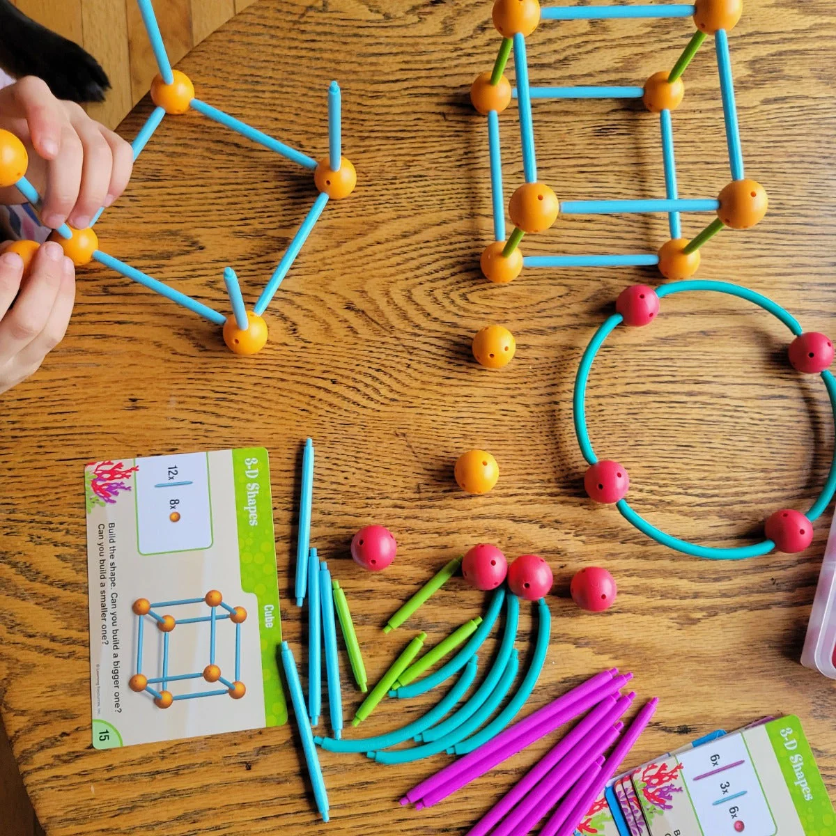 Geometric Shapes Building Set - Image 3