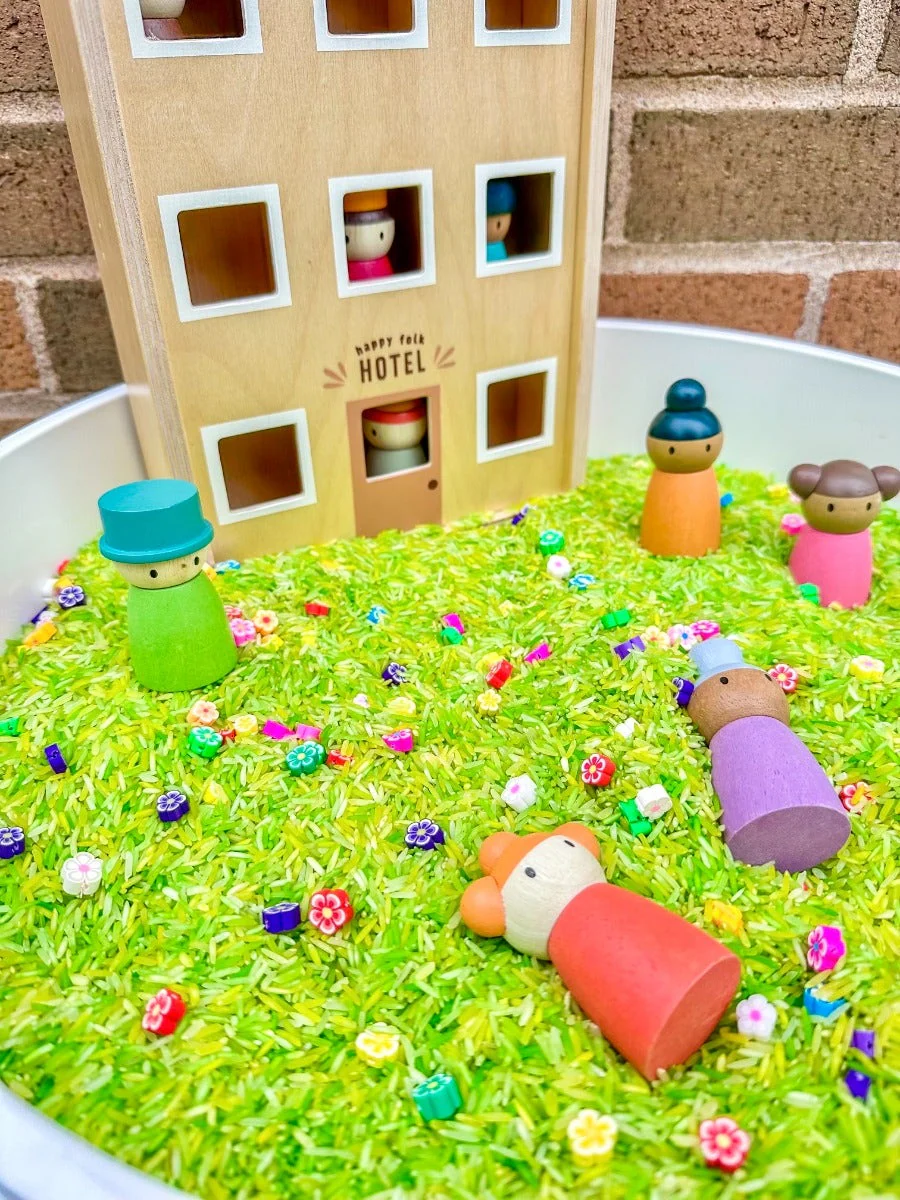 Happy Folk Hotel - Image 5