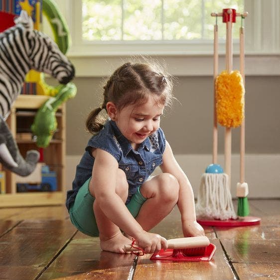 Lets Play House Dust Sweep Mop by Melissa & Doug - Image 2