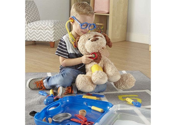 Pretend & Play Doctor Set - Image 4