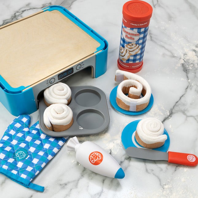 Pretendables Cinnamon Roll by Fat Brain Toys - Image 5