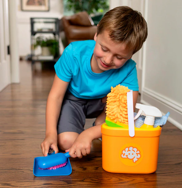 Pretendables Cleaning Kit by Fat Brain Toys - Image 2