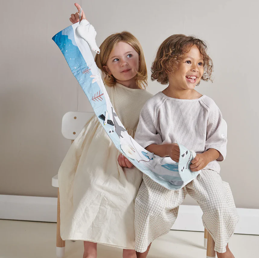 Snowy Friends Activity Book - Image 4
