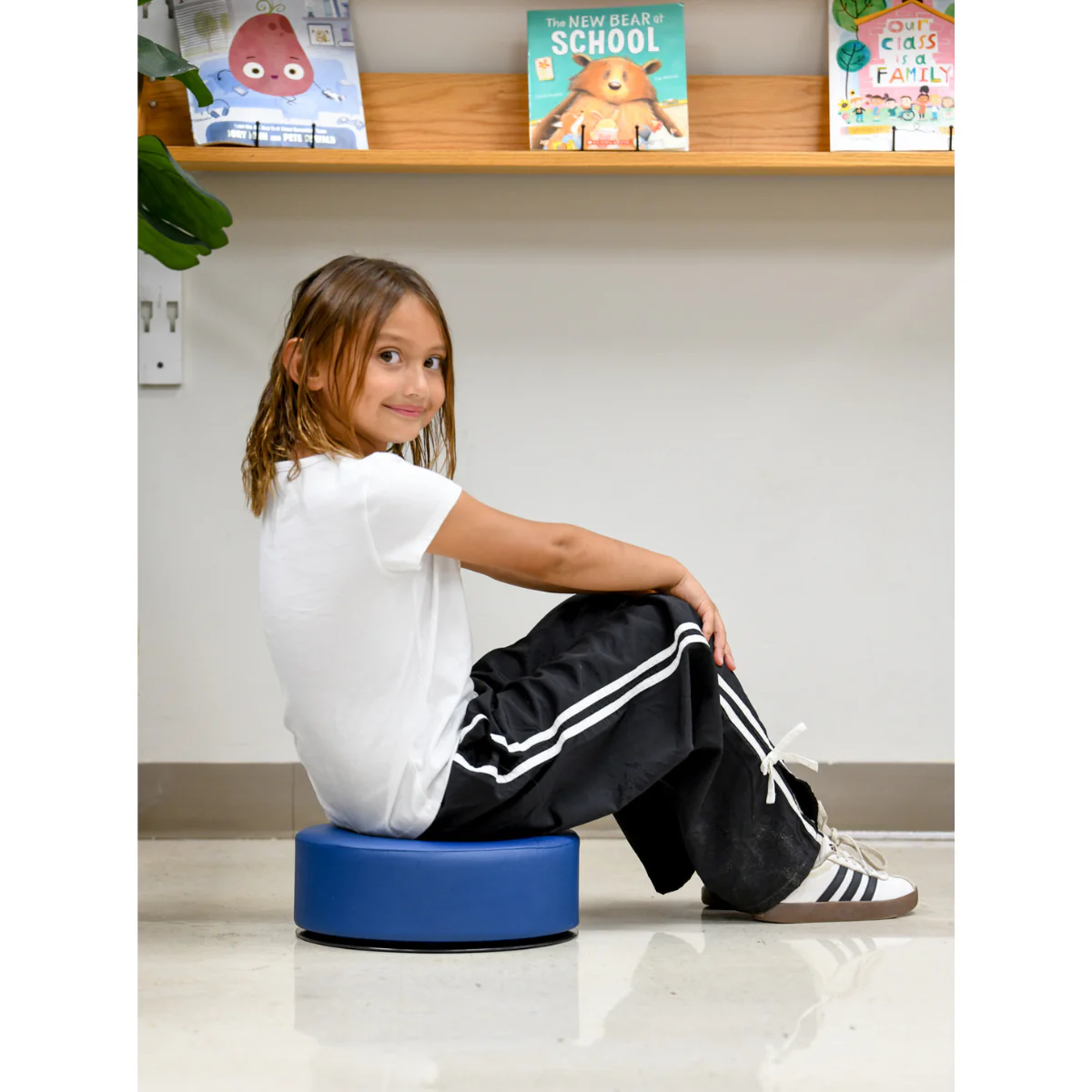 Soft-Twisty Floor Seat - Image 7