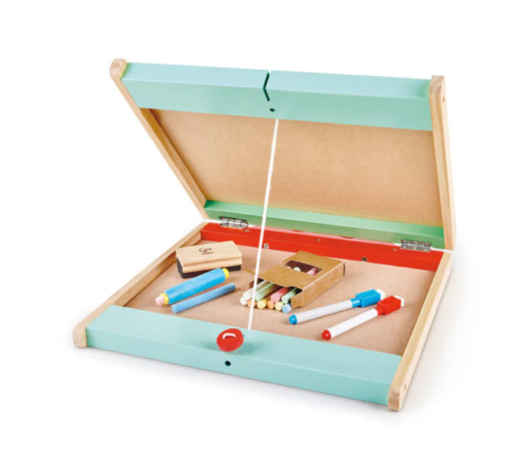 Store & Go Easel by Hape - Image 3