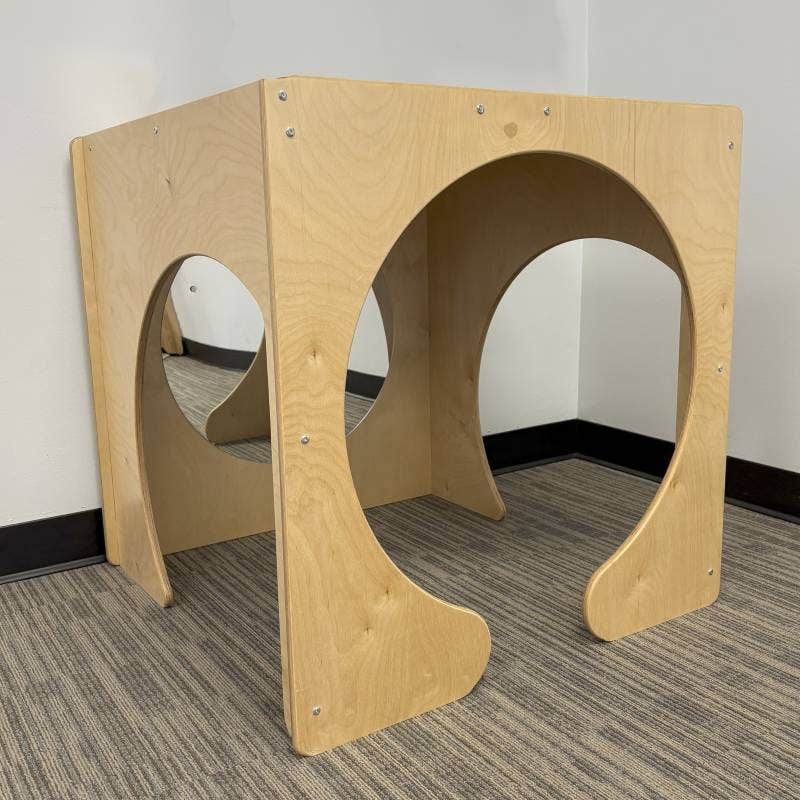 Woodlyn Explorer Cave 30inL x 30inW x 30inH - Image 4