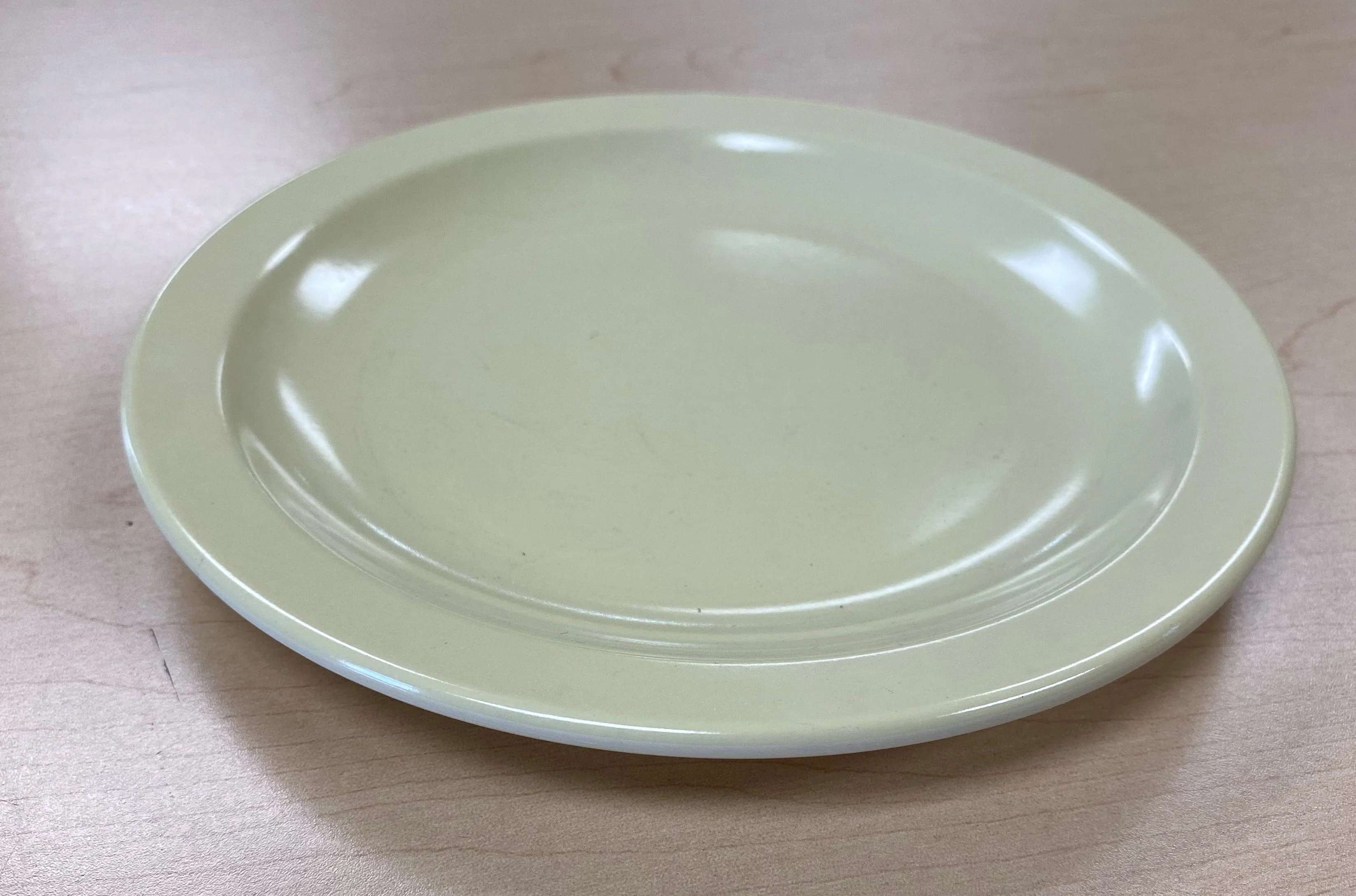 Yellow Plate 8in Heavy Duty - Image 2